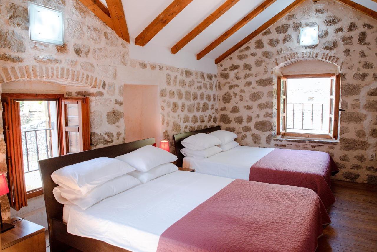 Guesthouse Mrshe Palace Perast Esterno foto