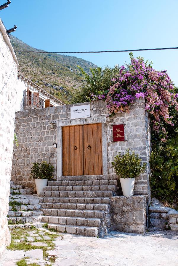 Guesthouse Mrshe Palace Perast Esterno foto
