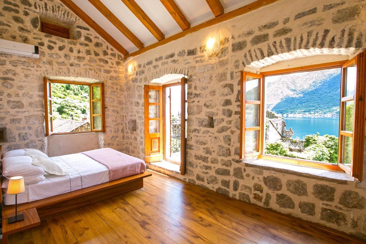 Guesthouse Mrshe Palace Perast Esterno foto